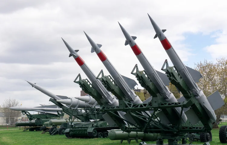 מלחמה שלא נגמרת: ארה"ב משכללת את אוקראינה ברקטות חדשות מלחמה שלא נגמרת: ארה"ב משכללת את אוקראינה ברקטות חדשות