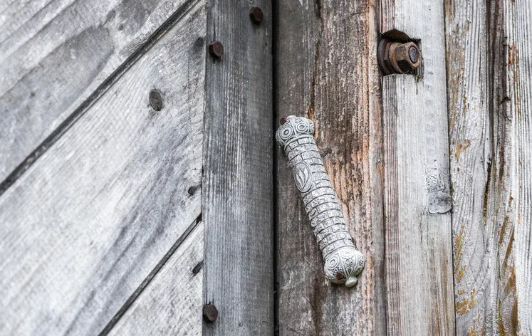 ברכה לקביעת מזוזה בעסק ספרדים: ברכה לקביעת מזוזה שנפלה ברכה לקביעת מזוזה בעסק ספרדים: ברכה לקביעת מזוזה שנפלה