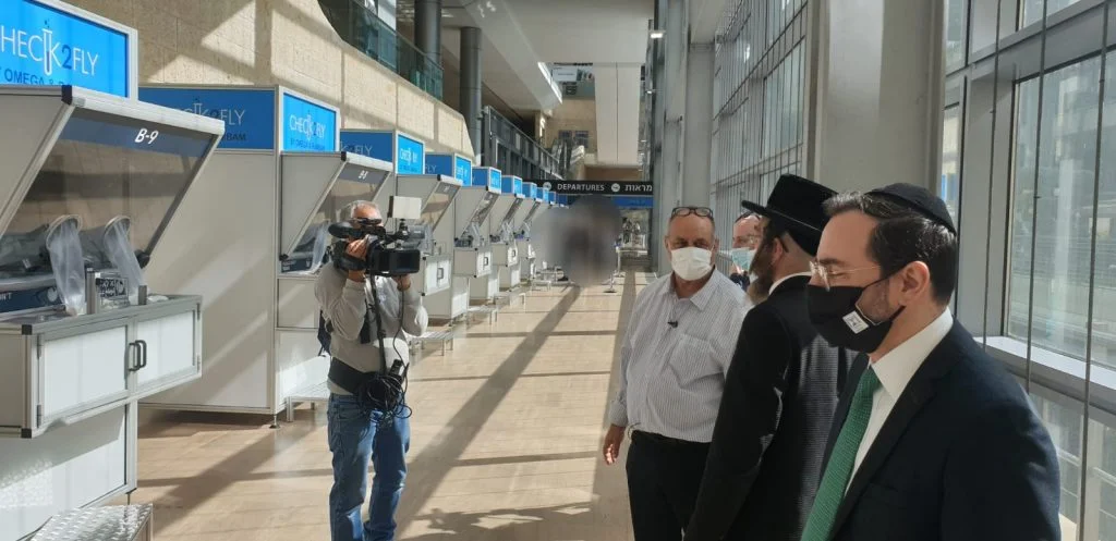 נתב"ג קורס ומתעקש על עבודה במהלך השבת 