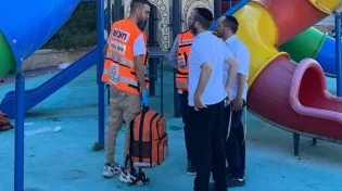 הורים זהירות: ילד נפצע בגן שעשועים. צוותי מד"א הגיעו למקום