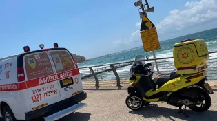 שוב זה קורה: פעולות החייאה בבן 11 שטבע בת"א