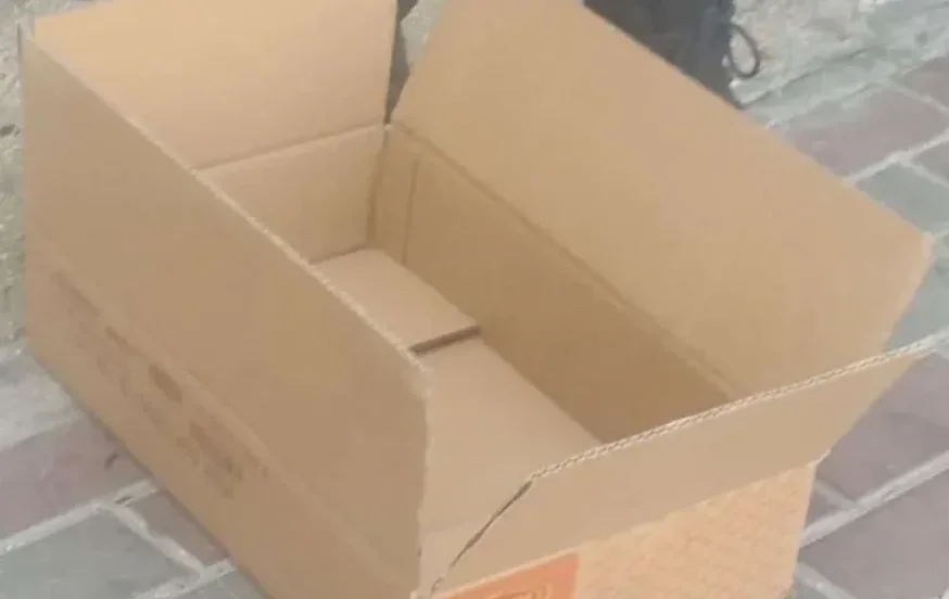 מחריד: תינוק בן שבוע נמצא בקרטון אסם על יד הפח בעכו מחריד: תינוק בן שבוע נמצא בקרטון אסם על יד הפח בעכו