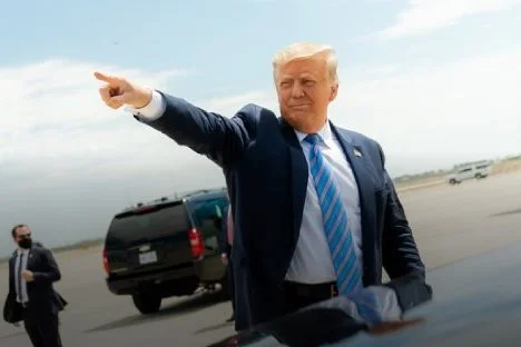 לאחר הפשיטה על ביתו נחשף כי טראמפ נחשד בריגול