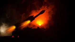 לאחר מאות שעות מעקב הופצץ מתחם בונקרים בסוריה