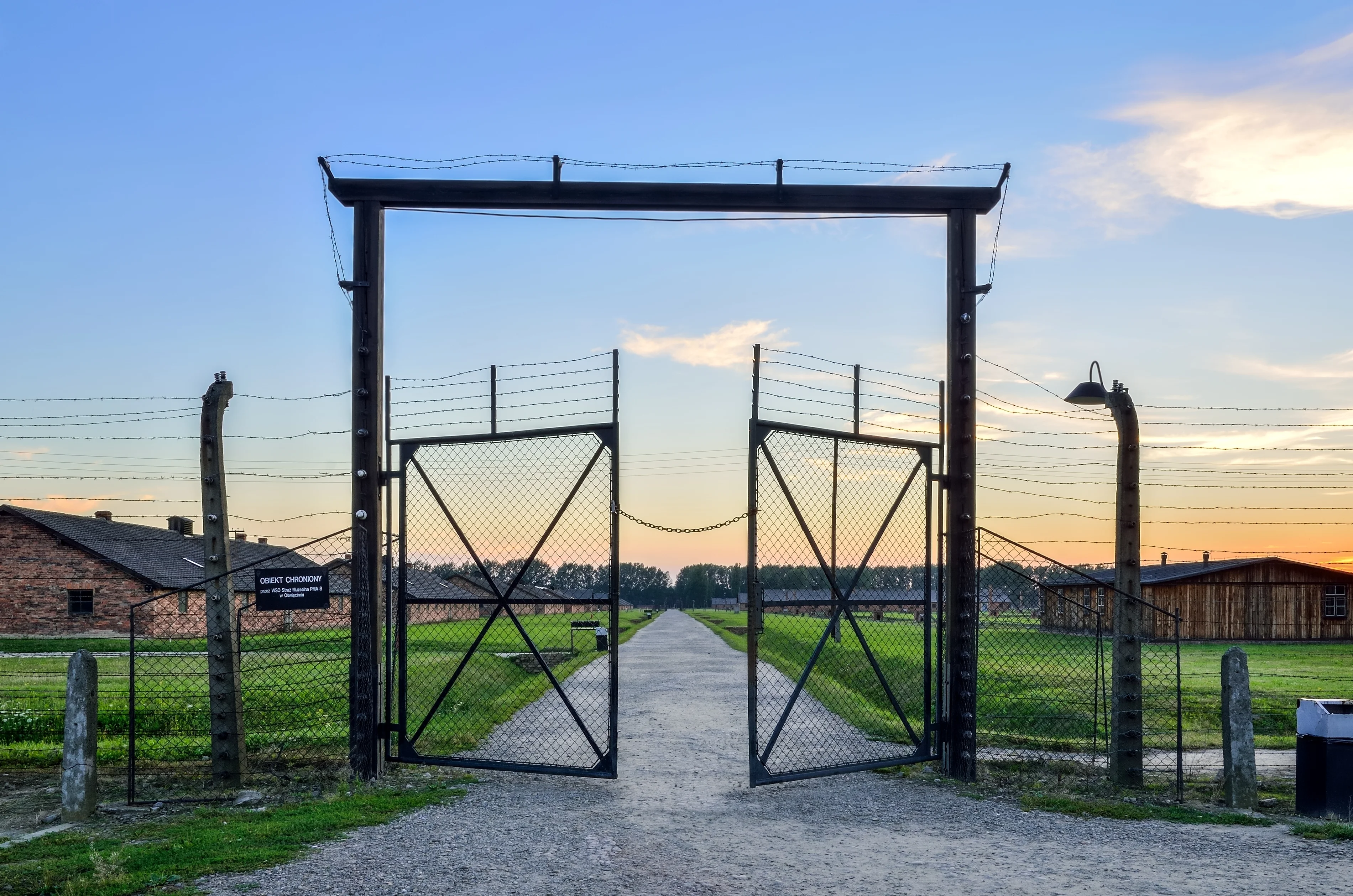 פולין תובעת פיצויים מגרמניה על מלחמת העולם השניה