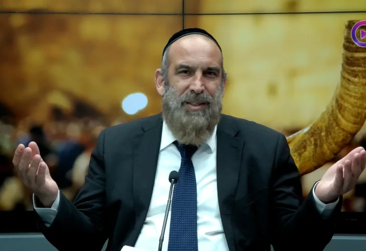 הרב עזרא שקלים | טעמי המנהגים של חודש אלול והסליחות