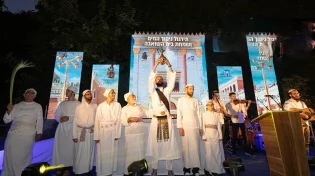 מתכוננים לגאולה: אלפים תרגלו באופן מוחשי את ניסוך המים במקדש