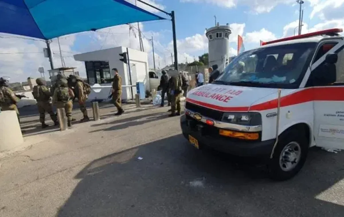 חשד לפיגוע: נערה נפצעה קשה מירי בקרית ארבע חשד לפיגוע: נערה נפצעה קשה מירי בקרית ארבע