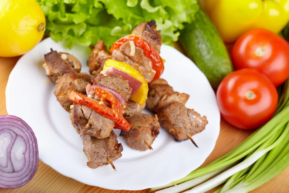 האם מותר לאכול בשר בתשעת הימים?