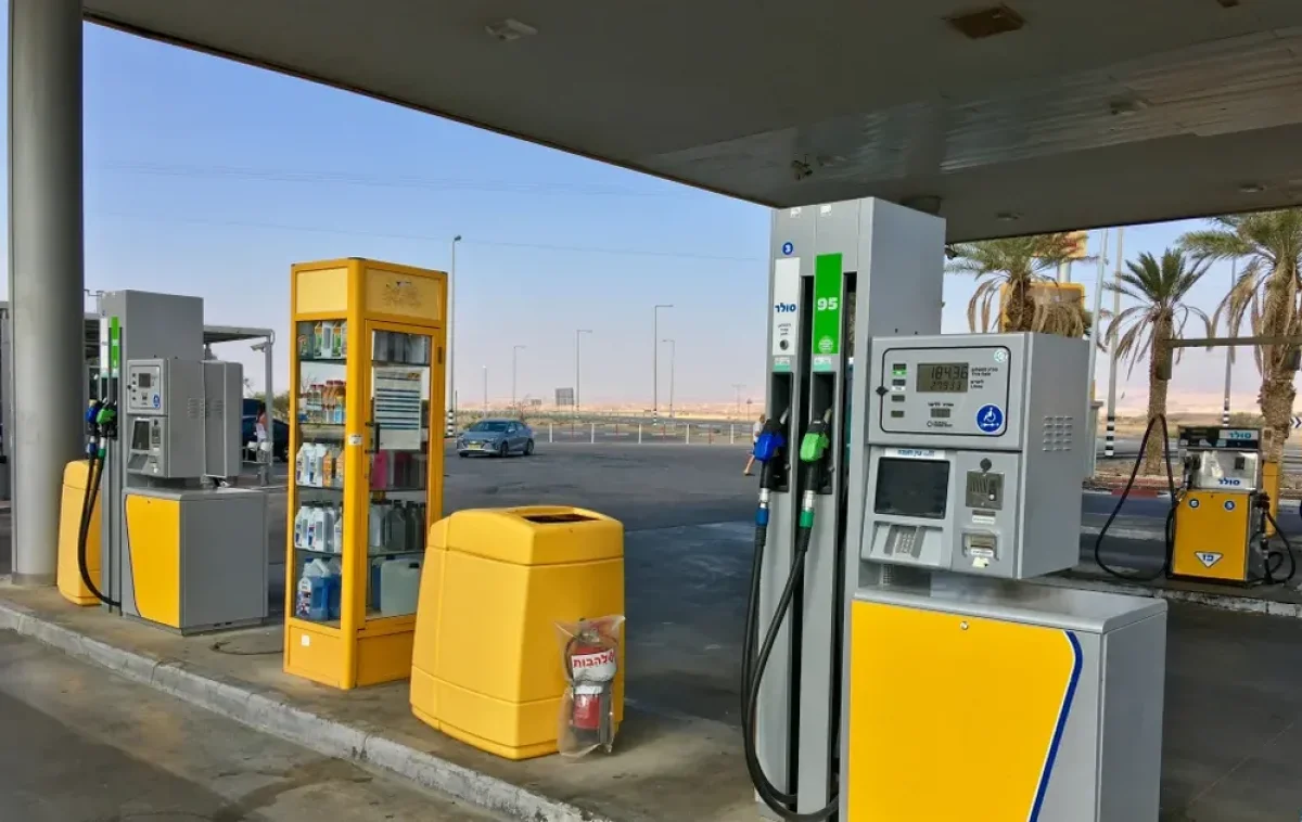 מחיר הדלק: האם תימנע העלאת המחירים בשבוע הבא? מחיר הדלק: האם תימנע העלאת המחירים בשבוע הבא?