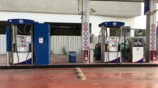 "זו המדינה שלנו": כך נראית תחנת הדלק יום לאחר הפיגוע 