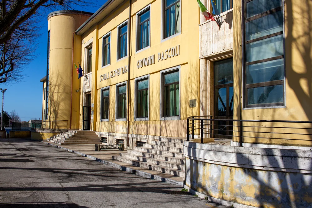 מורה לתלמידים יהודים: "את האף הגדול שלכם היה צריך לשרוף"