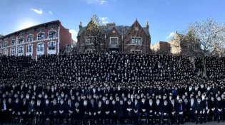 התמונה המסורתית: כמידי שנה השלוחים התאחדו לתמונה אחת