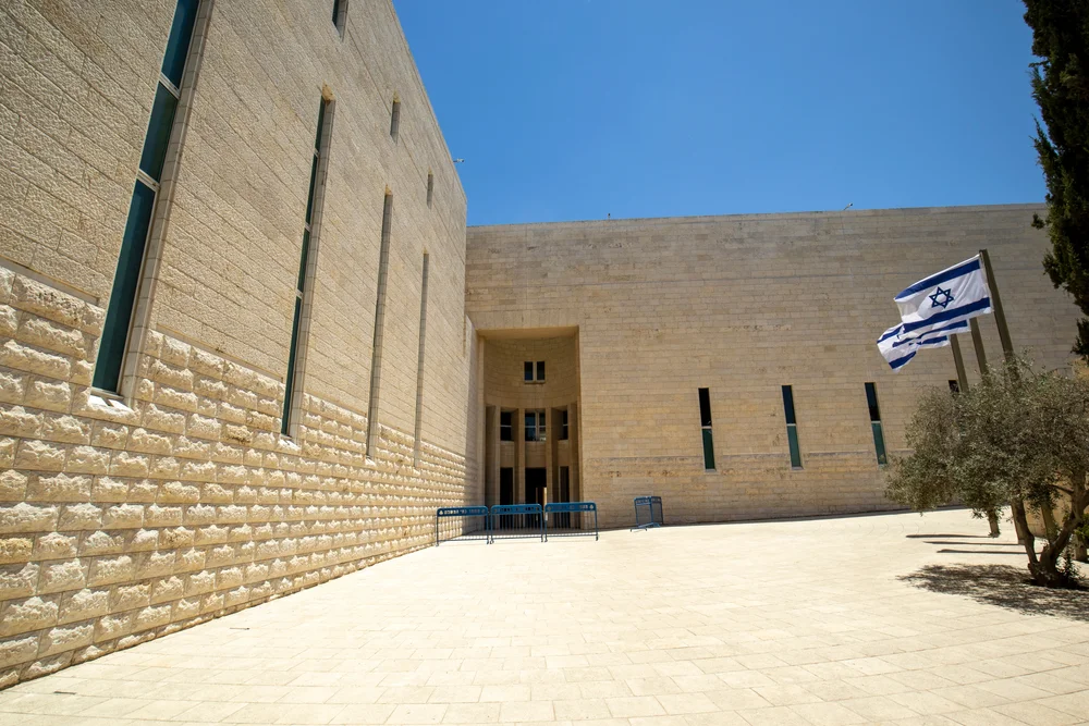 תאיר ראדה: רומן זדורוב משפט חוזר תאיר ראדה: רומן זדורוב משפט חוזר