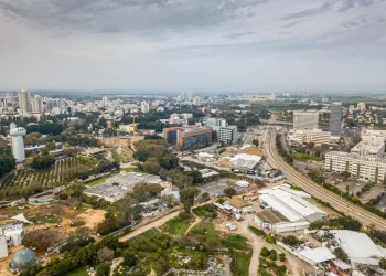 תחזית מזג אוויר ברחובות: מזג אוויר ברחובות מחר מה ללבוש?