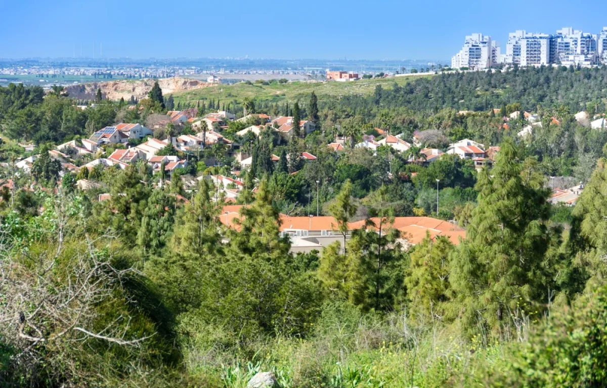 תחזית מזג אוויר ברעננה: מזג אוויר ברעננה מחר מה ללבוש?