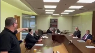 מעניין: האם עופר כסיף חזר בתשובה?
