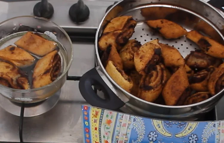 מקרוד של יגאל ושמחה - לאוהבי מתוק בלבד מקרוד של יגאל ושמחה - לאוהבי מתוק בלבד