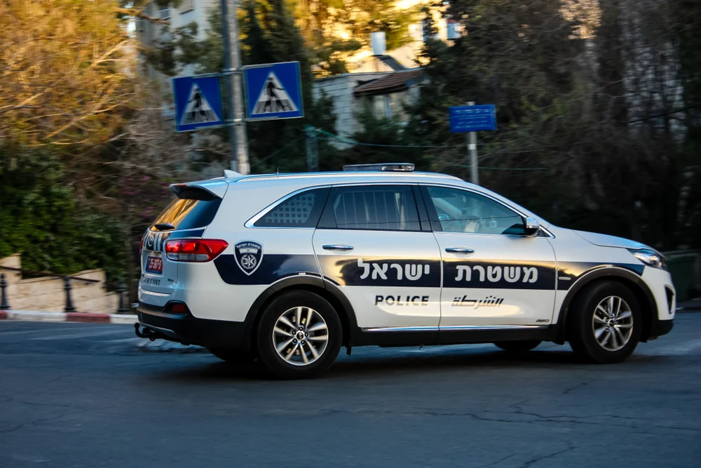 בעל צרכים מיוחדים נעצר באכזריות ע"י שוטרים: "למה בעטו בי?" בעל צרכים מיוחדים נעצר באכזריות ע"י שוטרים: "למה בעטו בי?"