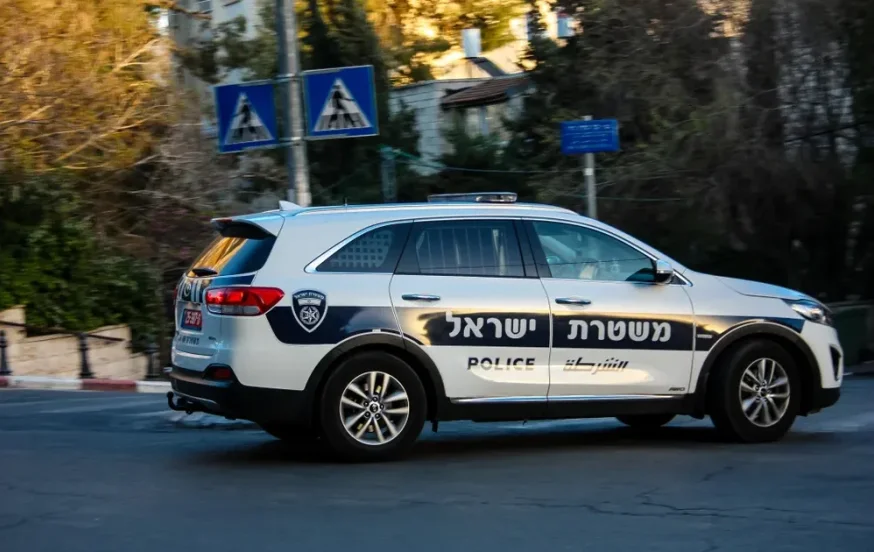 בעל צרכים מיוחדים נעצר באכזריות ע"י שוטרים: "למה בעטו בי?" בעל צרכים מיוחדים נעצר באכזריות ע"י שוטרים: "למה בעטו בי?"