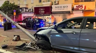 10 סעיפי עבירות: שב"ח גנב רכב, ברח והתנגש 