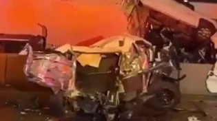 תיעוד מפחיד מניו יורק: עשרות רכבים ומשאיות נמחצו בזה אחר זה