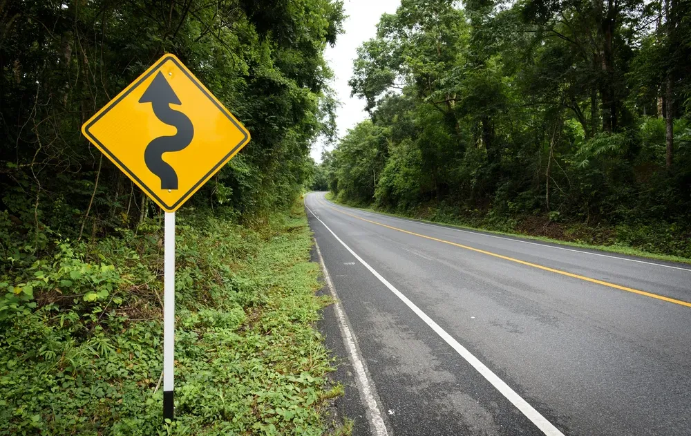 אפשר גם ישירות: חשבתם פעם למה תמר שלחה ליהודה סימנים? אפשר גם ישירות: חשבתם פעם למה תמר שלחה ליהודה סימנים?