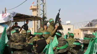 חגיגות 35 שנה לחמאס: נחשף נשק של החייל שנחטף