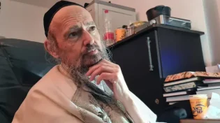 מסירות נפש: יום השנה לפטירת התלמיד של הרב דב קוק שליט"א