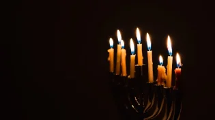 מאיזה חומר עדיף שהחנוכייה תהיה?
