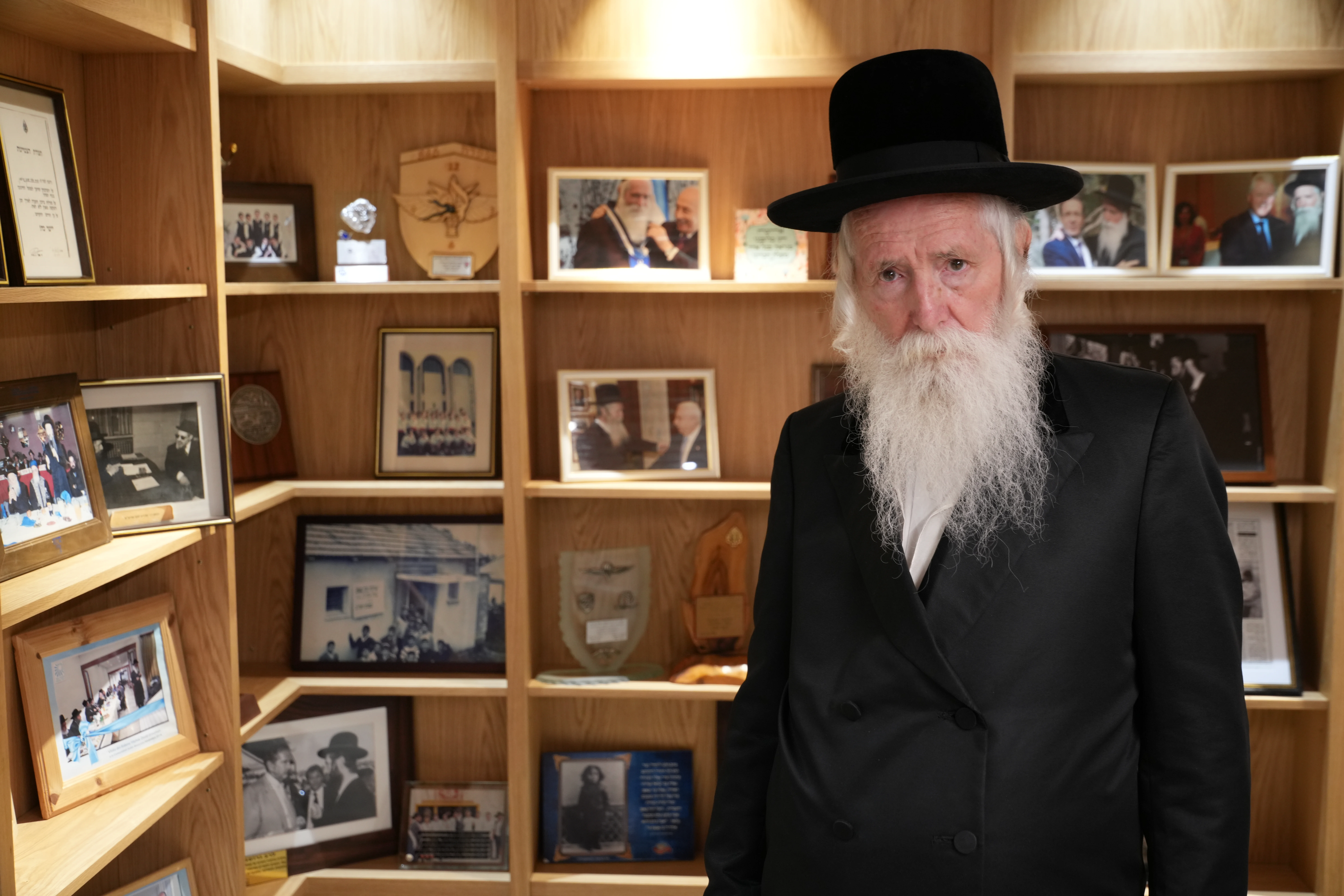 היום: הדלקת נר שני עם הגאון הרב דוד גרוסמן שליט"א | שידור חי