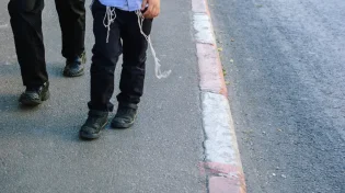 האם מברכים שהחיינו על טלית קטן?
