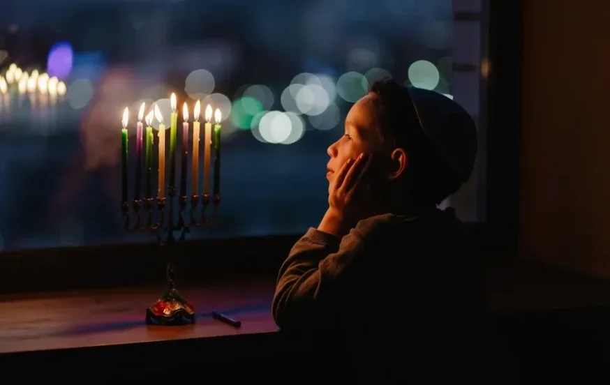 שהחיינו על נרות חנוכה: האם מברכים שהחיינו על נרות חנוכה? שהחיינו על נרות חנוכה: האם מברכים שהחיינו על נרות חנוכה?