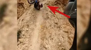 לראות את המוות בעיניים: רוכב האופניים הזה הסתכן
