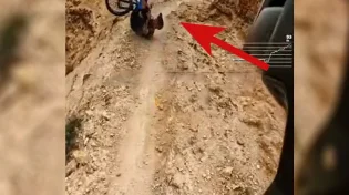 לראות את המוות בעיניים: רוכב האופניים הזה הסתכן 
