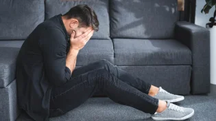 האם חרדה עוברת לבד אם לא מטפלים בה?