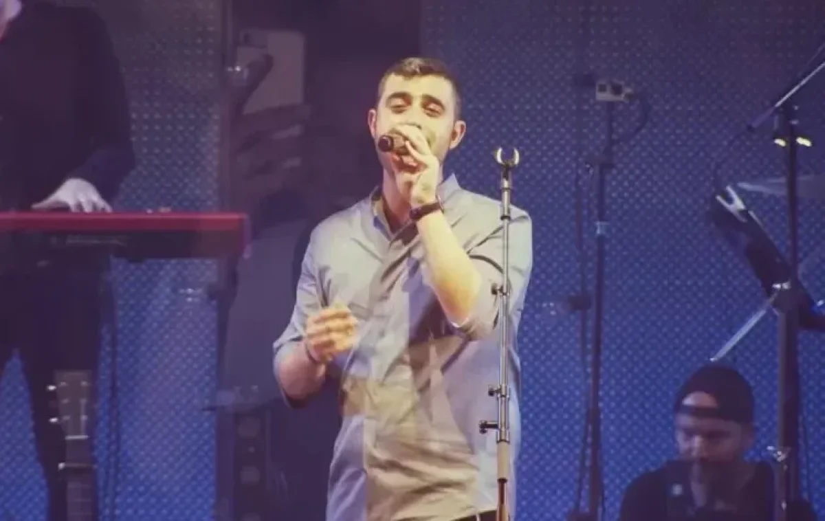 הזמר ישי ריבו (צילום וידאו: יח"צ/צילום מסך יוטיוב: ישי ריבו | Ishay Ribo ) הזמר ישי ריבו (צילום וידאו: יח"צ/צילום מסך יוטיוב: ישי ריבו | Ishay Ribo )