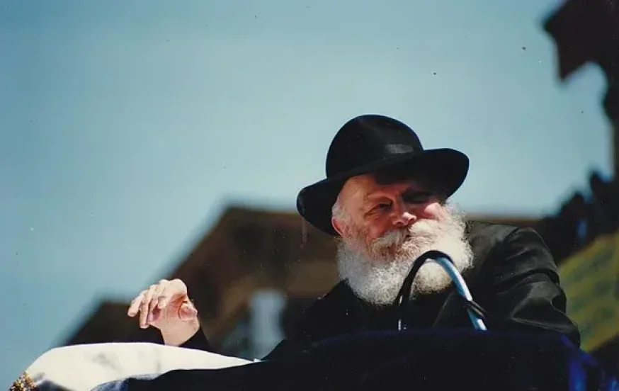 איש עסקים בכיר בארה"ב חושף: "נולדתי מברכתו של הרבי" 