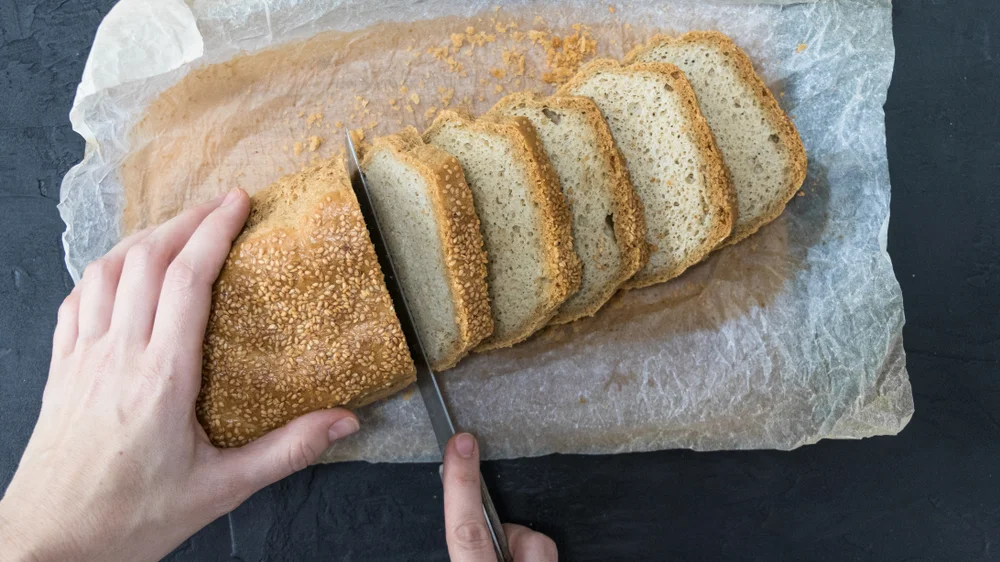 מה מברכים על לחם טחינה? ברכה על לחם טחינה