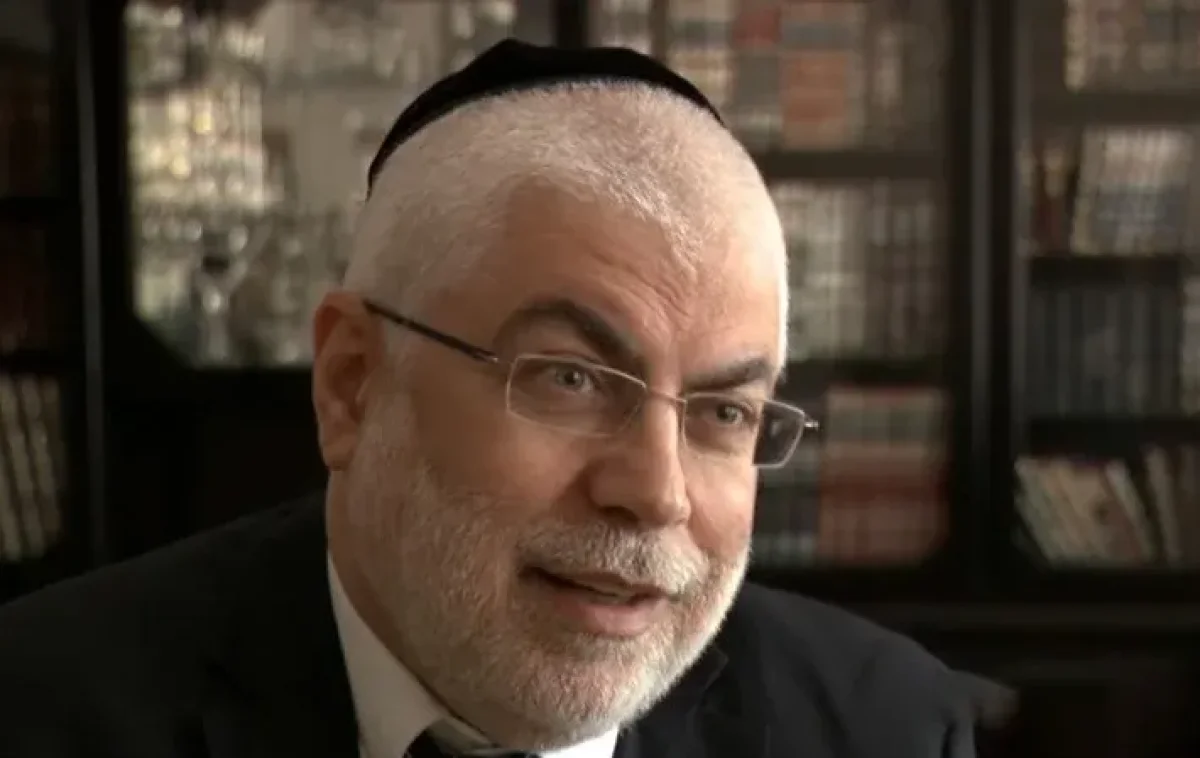 הרב שלמה בניזרי (צילום מסך יוטיוב: כאן | חדשות - תאגיד השידור הישראלי)