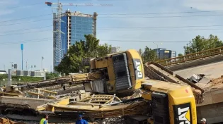 ראשון לציון: גשר קרס ושני באגרים התהפכו במהלך עבודות תשתית