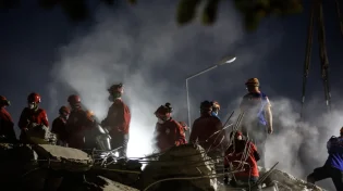 לפני ואחרי: כך נראית העיר הטורקית בלב האסון