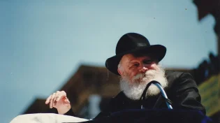 הסיפור המדהים של הרבי מלובביץ' כשהיה בן 14