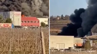 תיעוד מאיטליה: מפעל של חומר כימי עלה בלהבות ענק