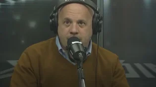 צפו: השדרן החרדי התפרק בשידור חי