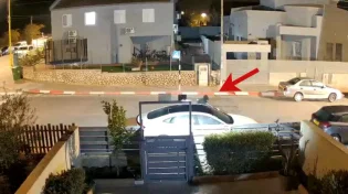 ירוחם: תוך פחות מחצי דקה הרכב נגנב - צפו
