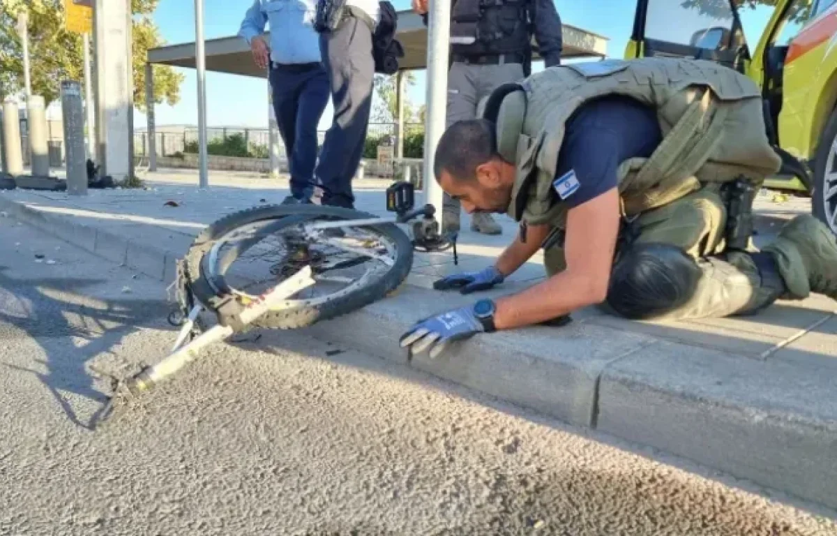 עין לא נותרה יבשה: כך בישרו לרב פלאי שבניו נהרגו