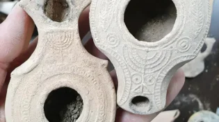 בשווי מאות אלפי שקלים: פלסטינים שדדו עשרות עתיקות נדירות