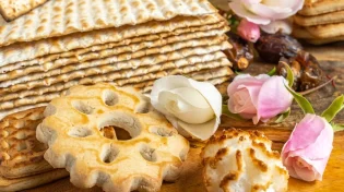 האם עוגיות פפושדו כשרות לפסח?