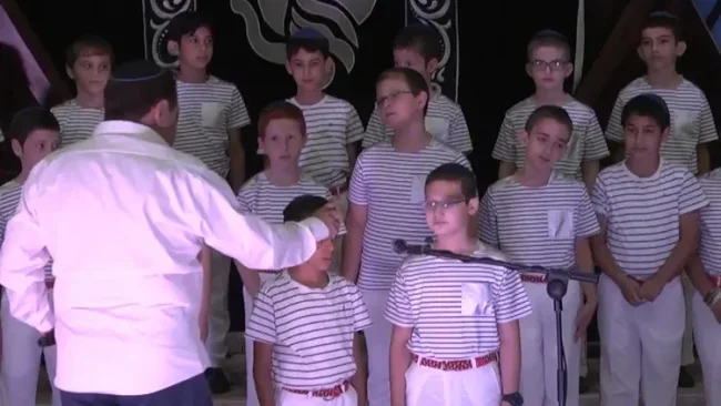 פרחי ירושלים בשיר מיוחד לעצרת המיליון